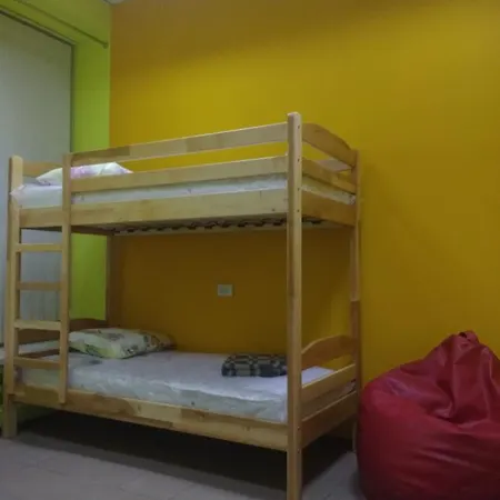 Yourhostel дорогожичи Hostel